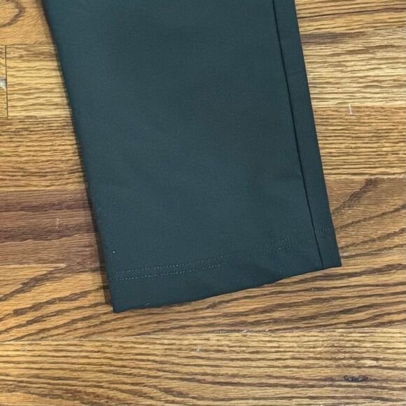 Public Rec Workday Pants. Green. Size 36. - Picture 3 of 9